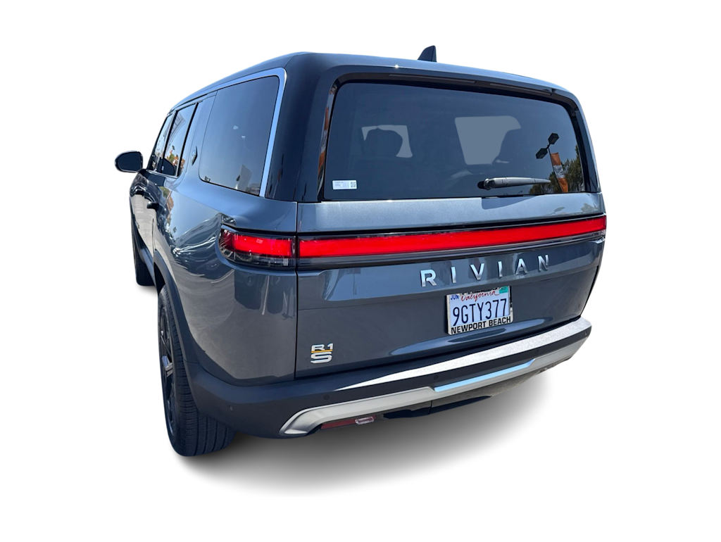 Thumbnail: 2023 Rivian R1S - 4