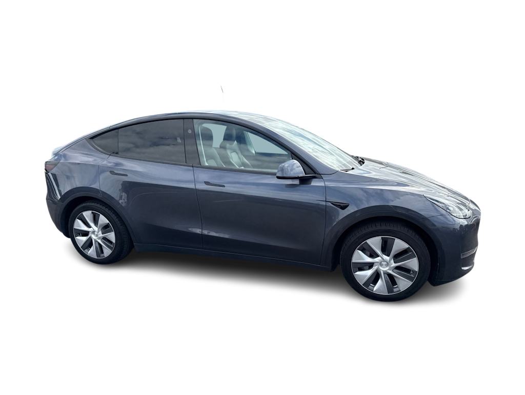 Thumbnail: 2023 Tesla Model Y - 18