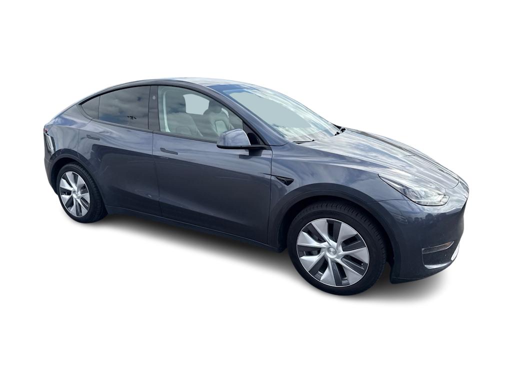 Thumbnail: 2023 Tesla Model Y - 17