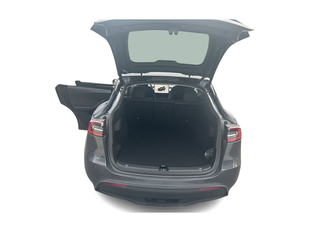 Thumbnail: 2022 Tesla Model Y - 15