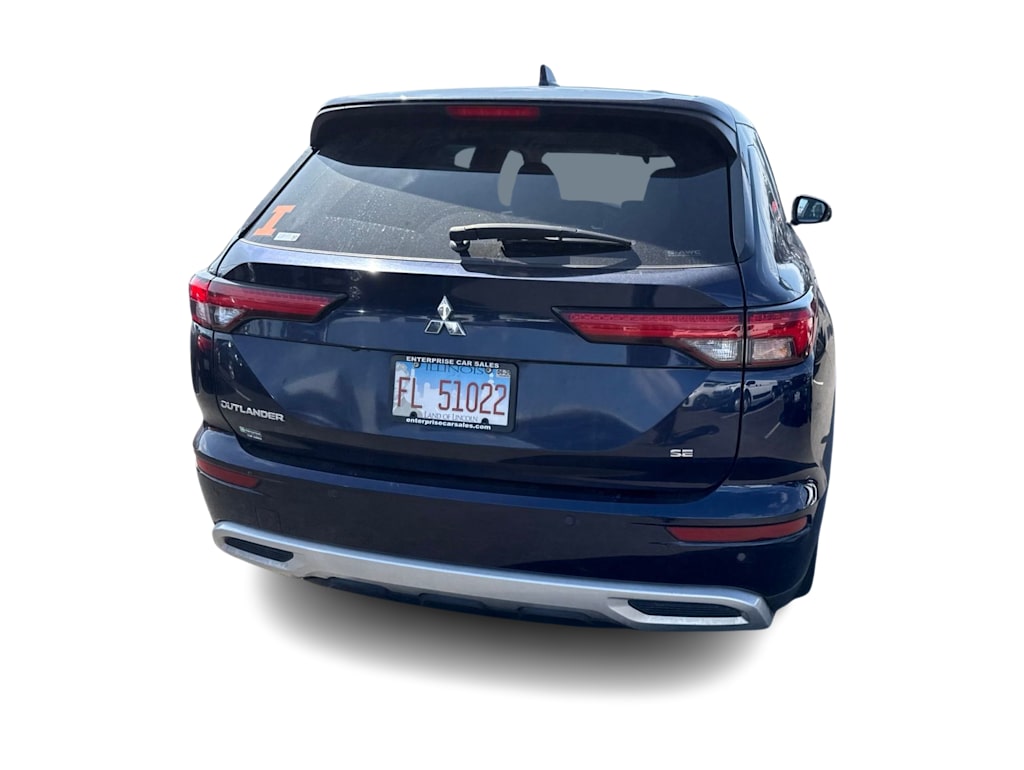 Thumbnail: 2023 Mitsubishi Outlander - 4