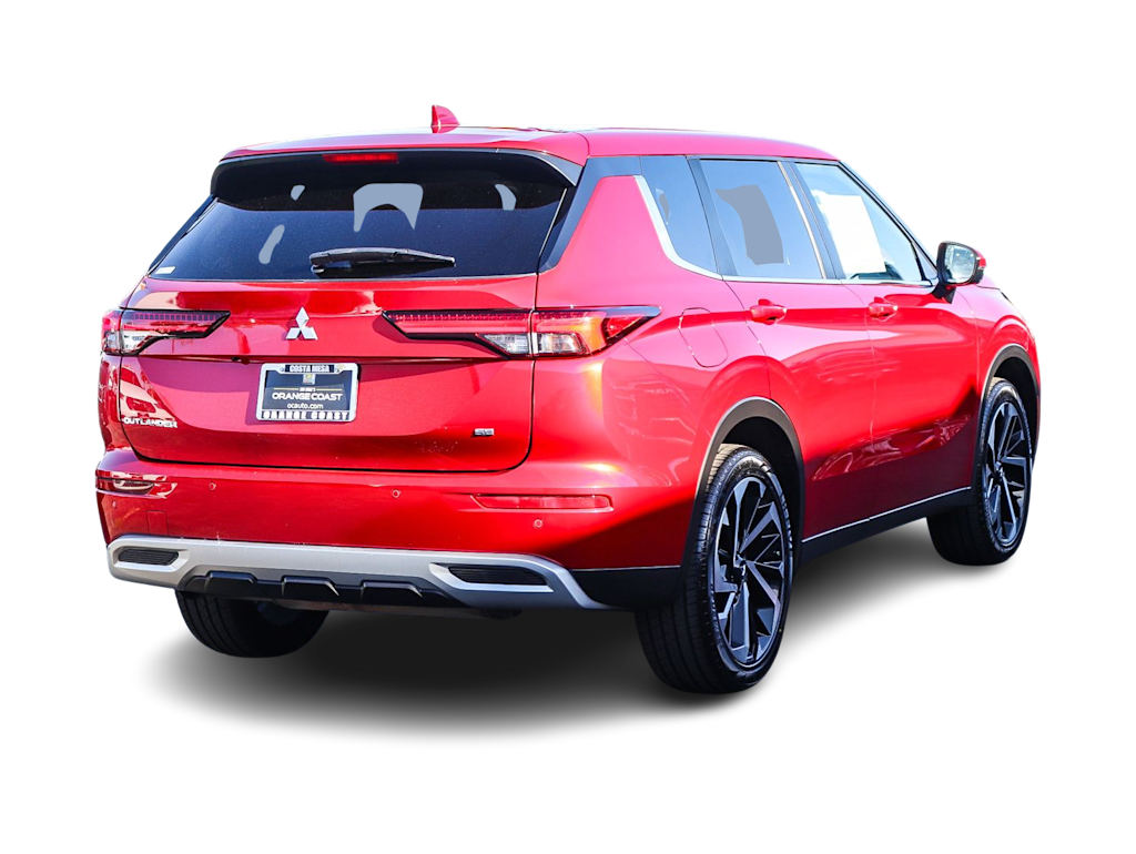 Thumbnail: 2024 Mitsubishi Outlander - 19