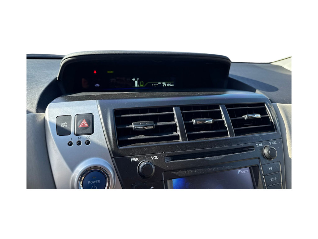 Thumbnail: 2013 Toyota Prius v - 29