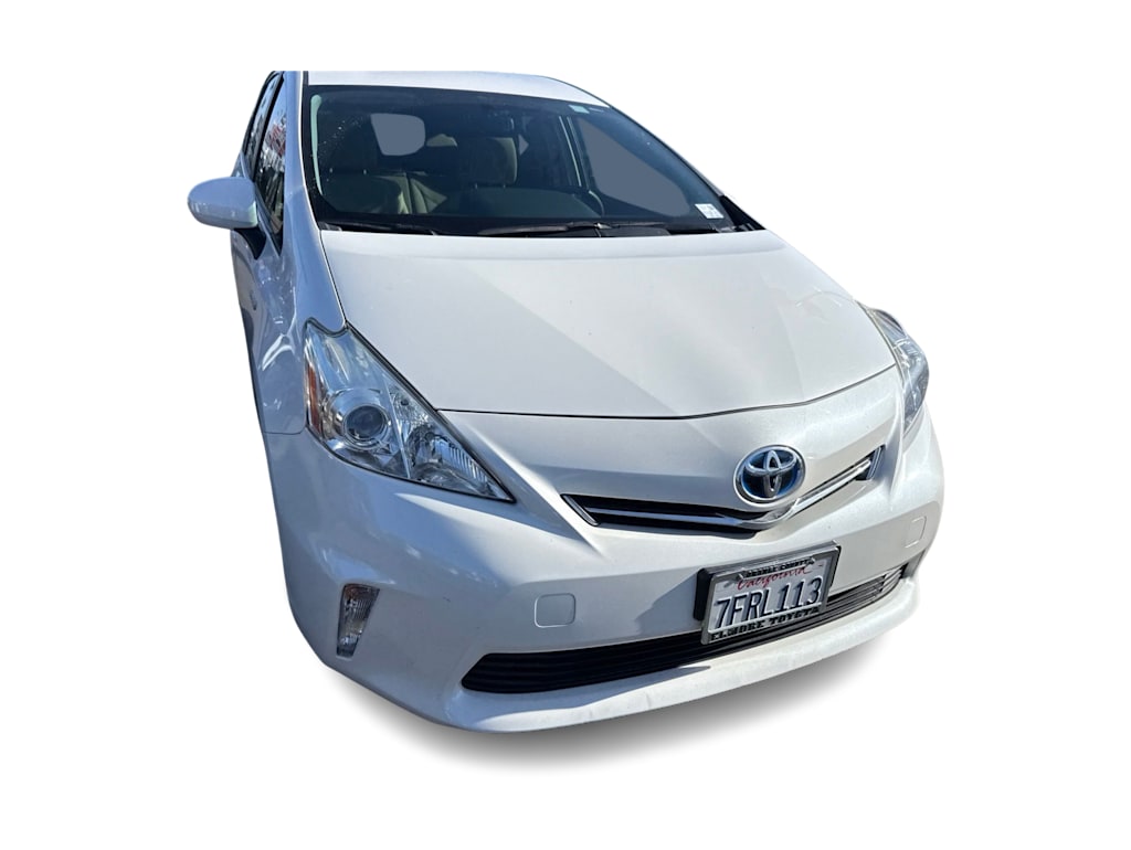 Thumbnail: 2013 Toyota Prius v - 14