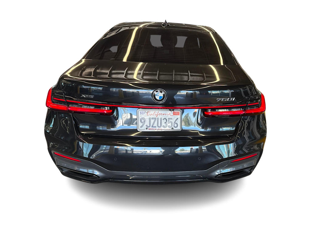 Thumbnail: 2021 BMW 7 Series - 22