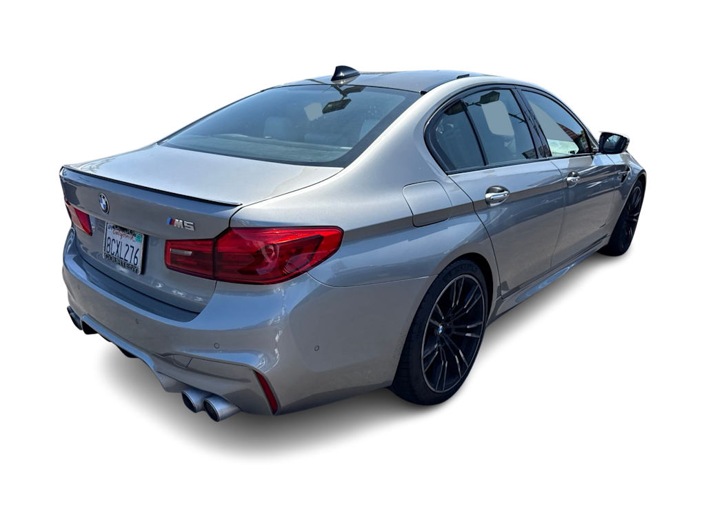 Thumbnail: 2018 BMW M5 - 24