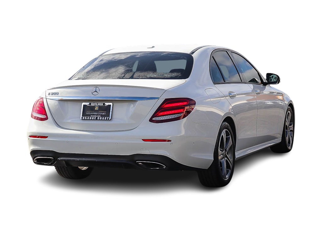 Thumbnail: 2018 Mercedes-Benz E-Class - 17