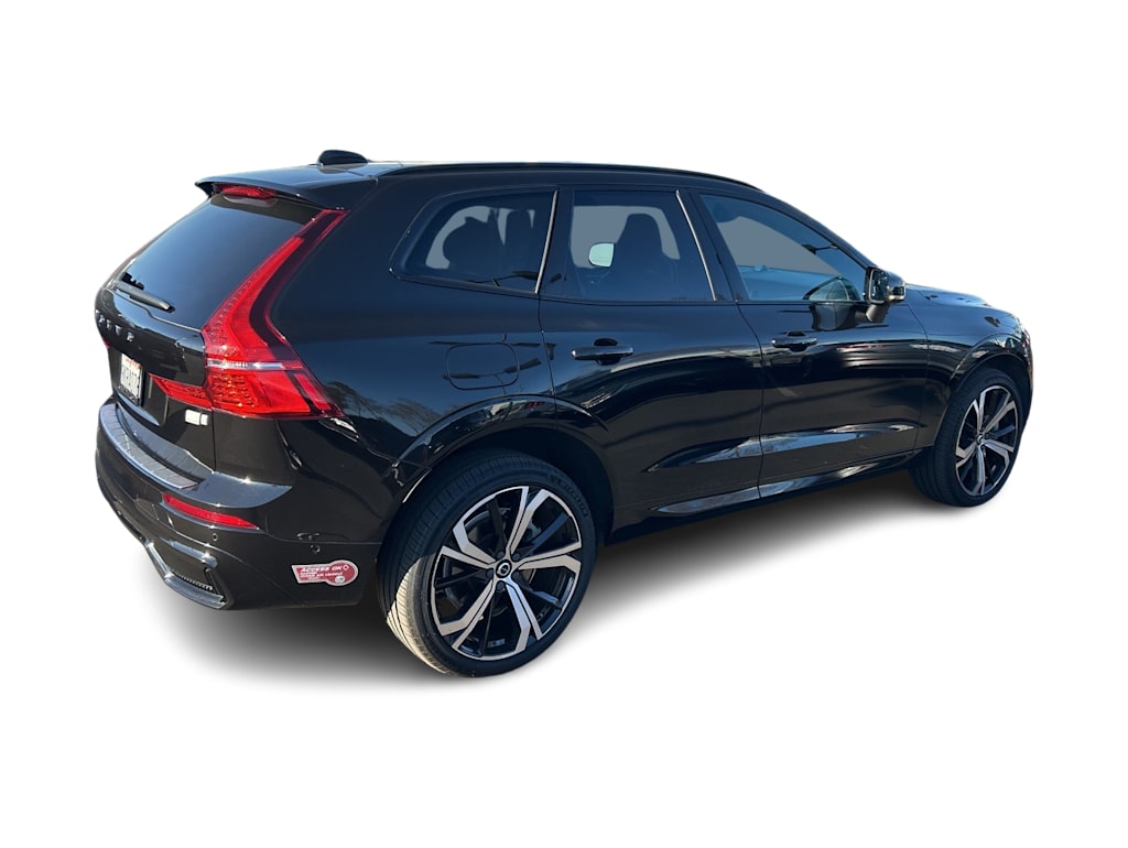 Thumbnail: 2022 Volvo XC60 - 21