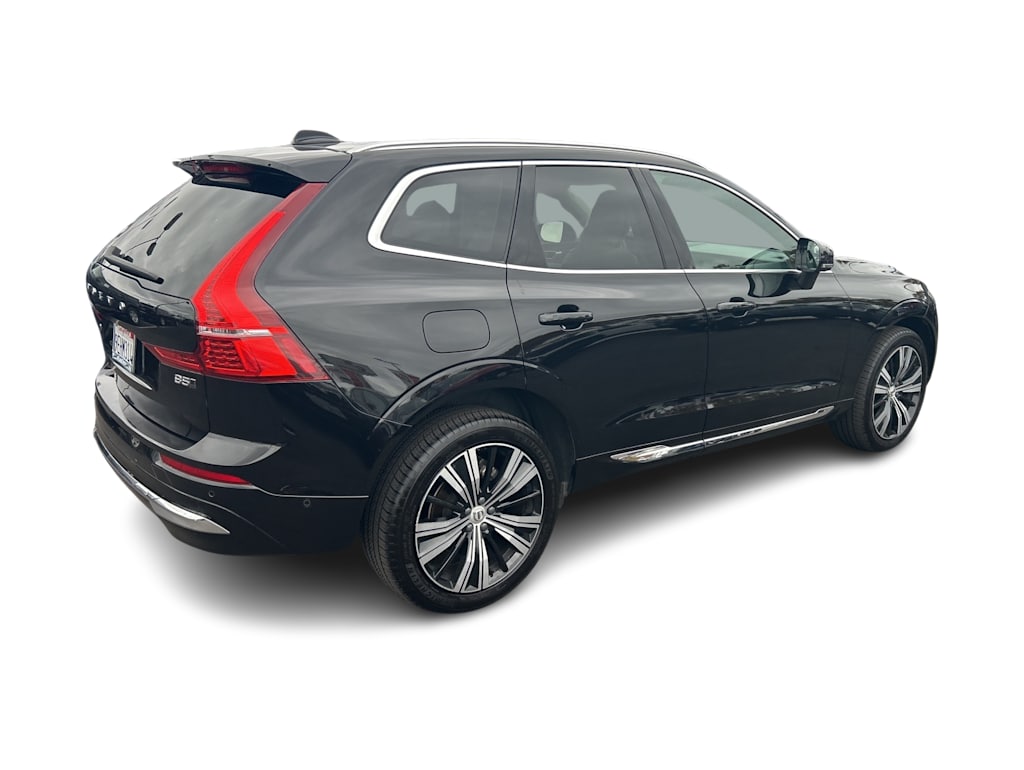 Thumbnail: 2023 Volvo XC60 - 21