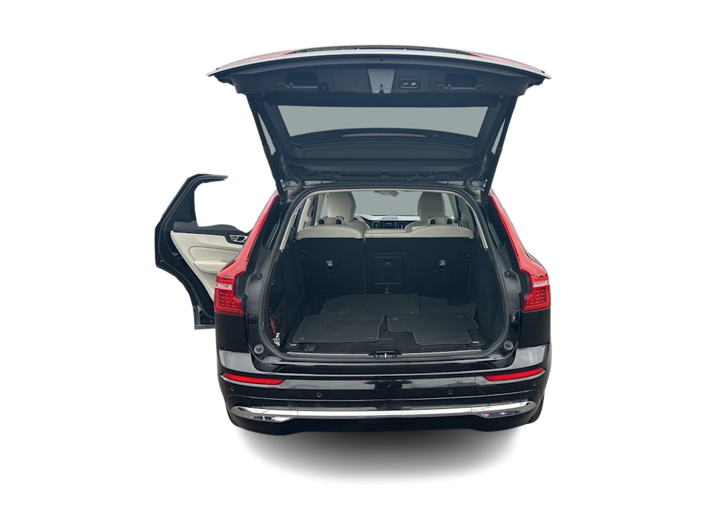 Thumbnail: 2023 Volvo XC60 - 41