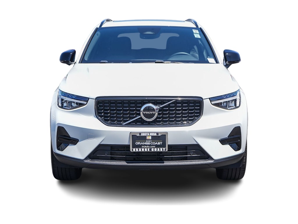 Thumbnail: 2024 Volvo XC40 - 5