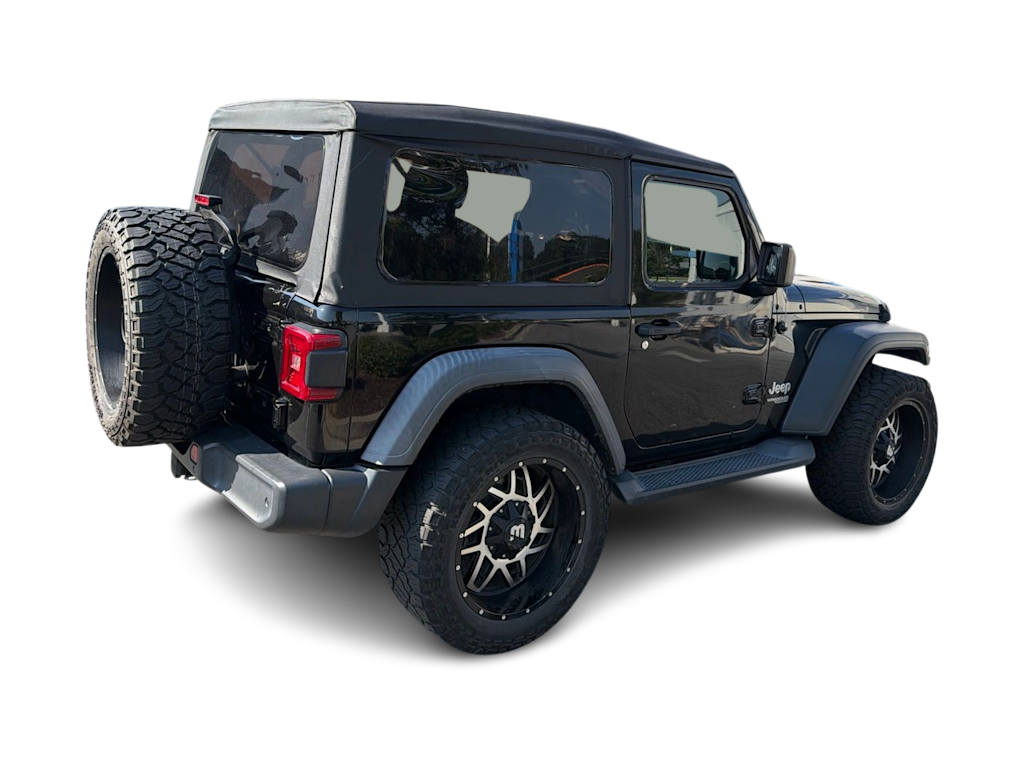 Thumbnail: 2018 Jeep Wrangler - 18