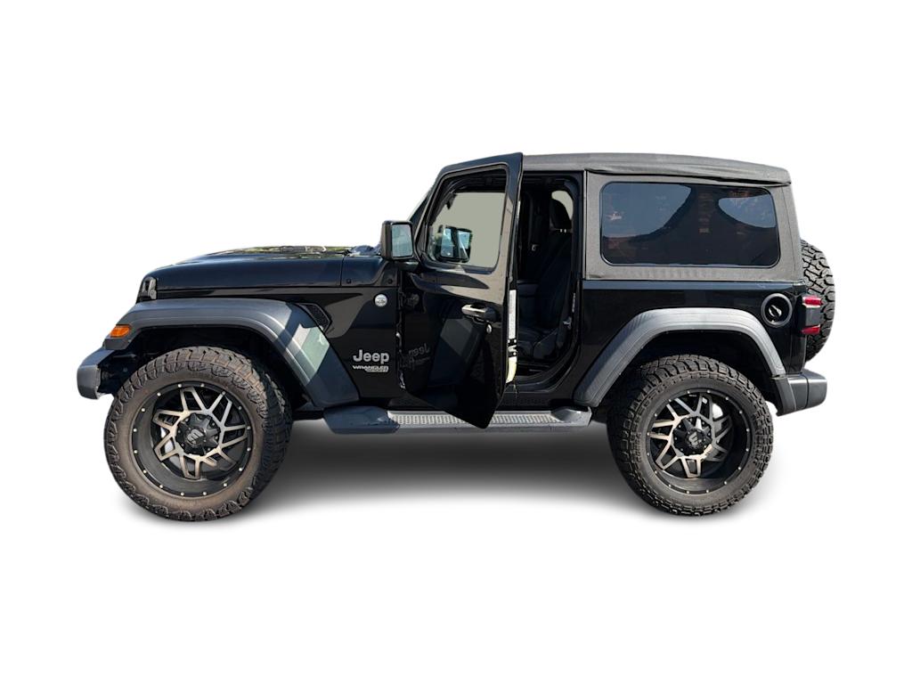 Thumbnail: 2018 Jeep Wrangler - 23