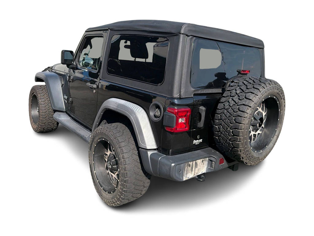 Thumbnail: 2018 Jeep Wrangler - 16