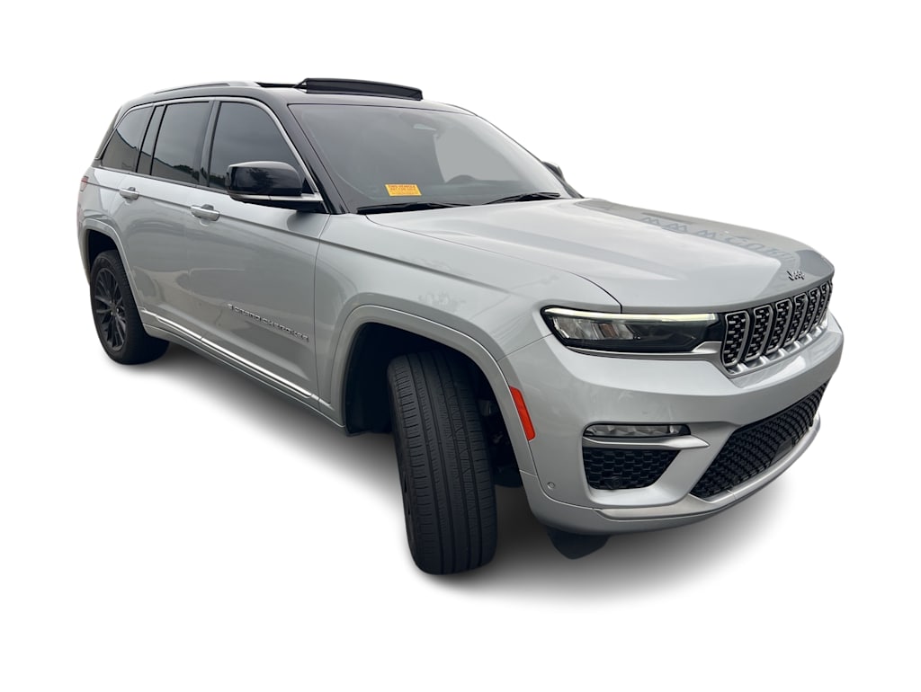 Thumbnail: 2023 Jeep Grand Cherokee - 17