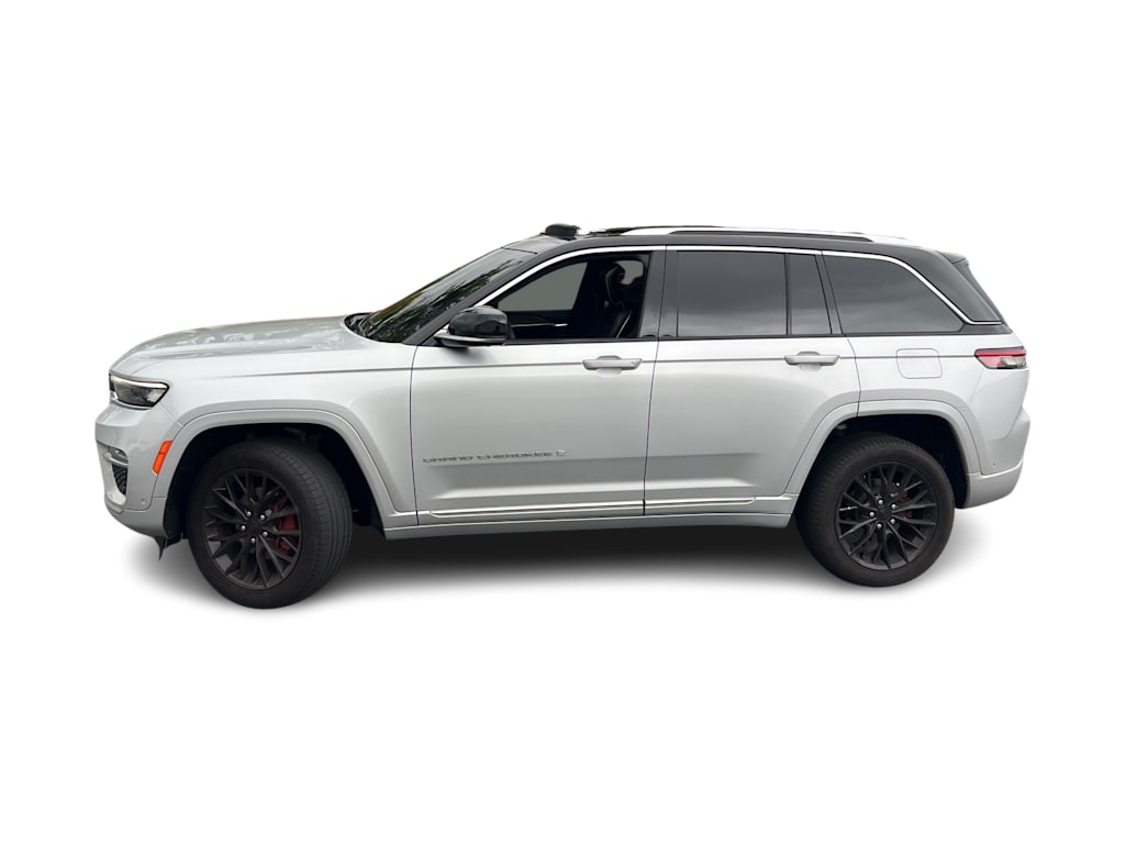 Thumbnail: 2023 Jeep Grand Cherokee - 3