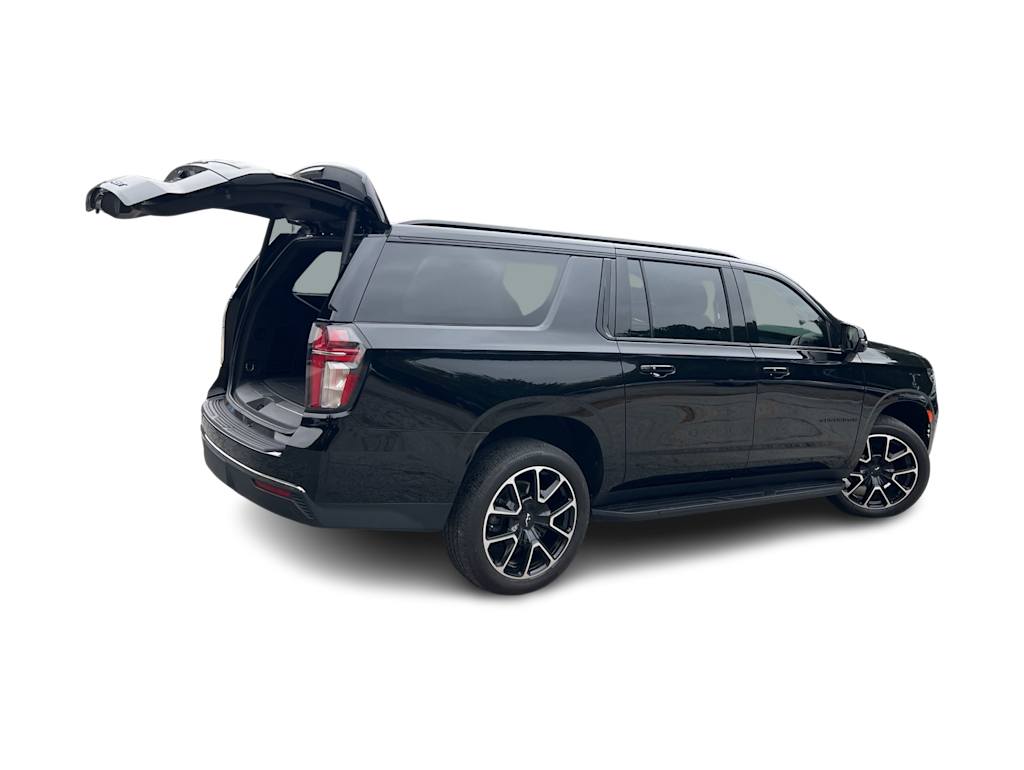 Thumbnail: 2022 Chevrolet Suburban - 16
