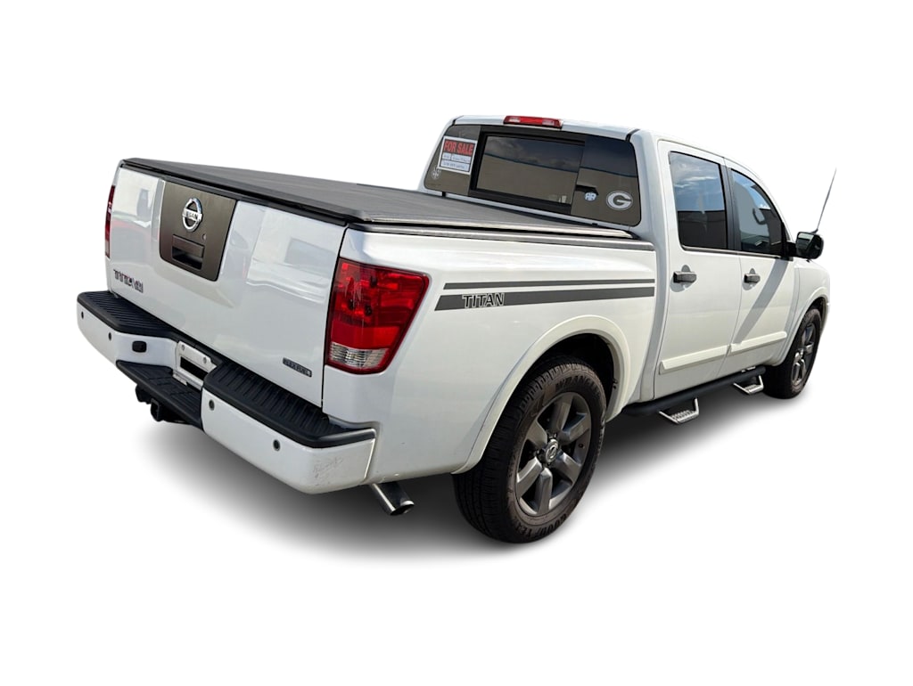 Thumbnail: 2012 Nissan Titan - 17