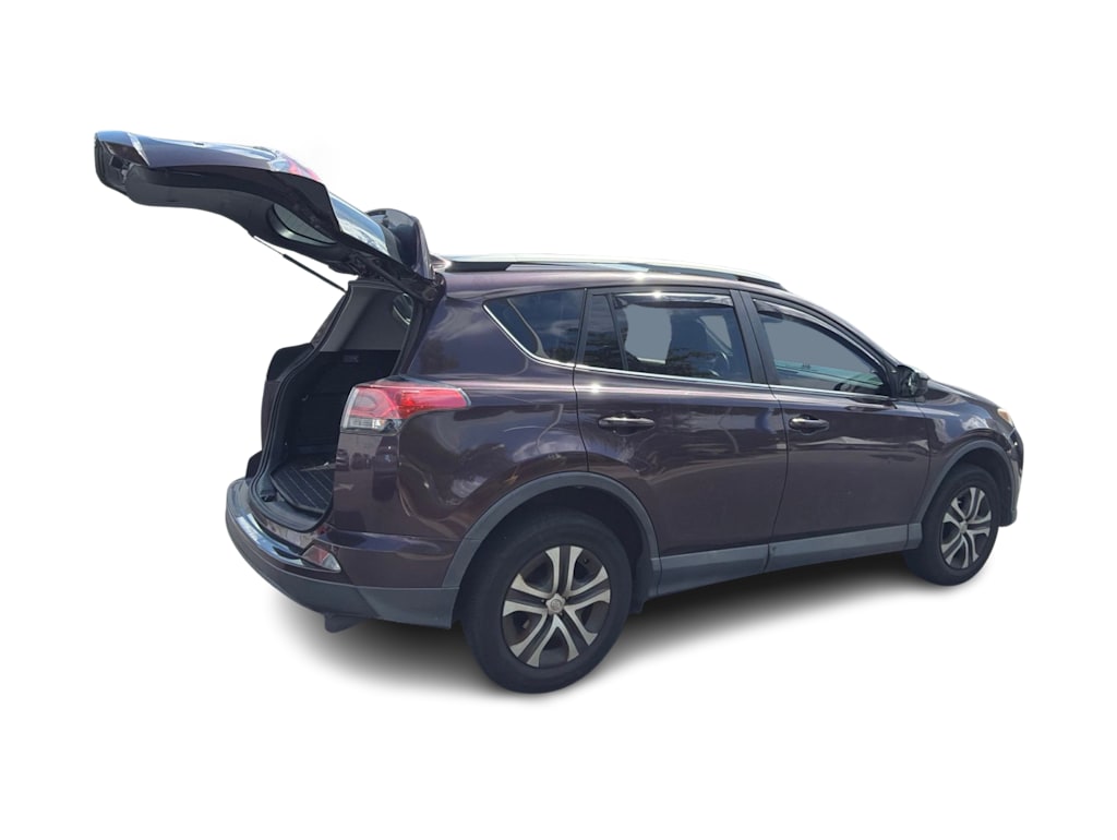 Thumbnail: 2018 Toyota RAV4 - 15