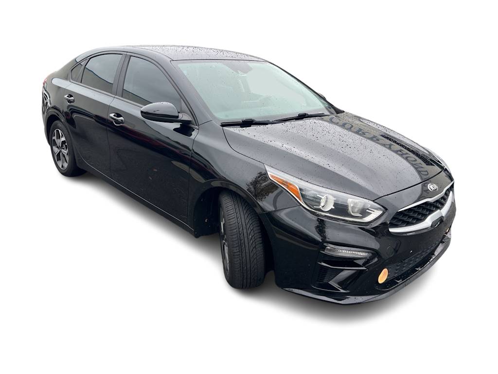 Thumbnail: 2019 Kia Forte - 17