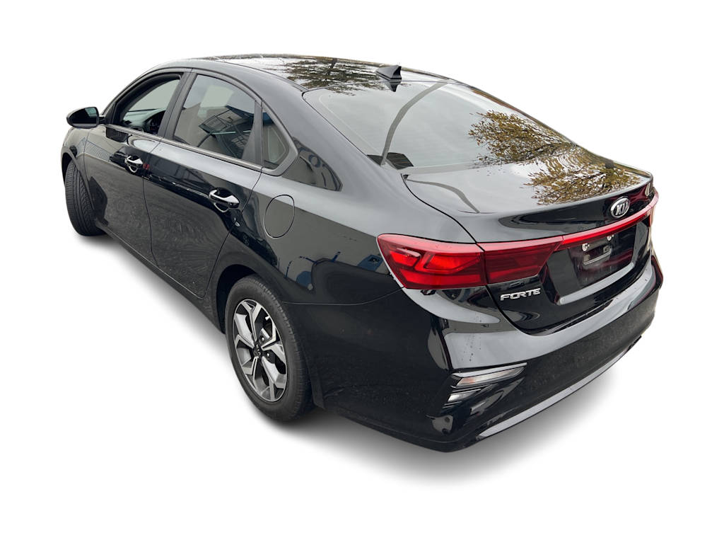 Thumbnail: 2019 Kia Forte - 4