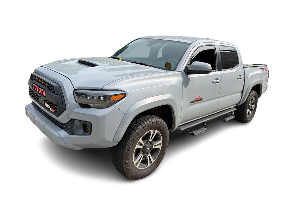 Thumbnail: 2018 Toyota Tacoma - 14
