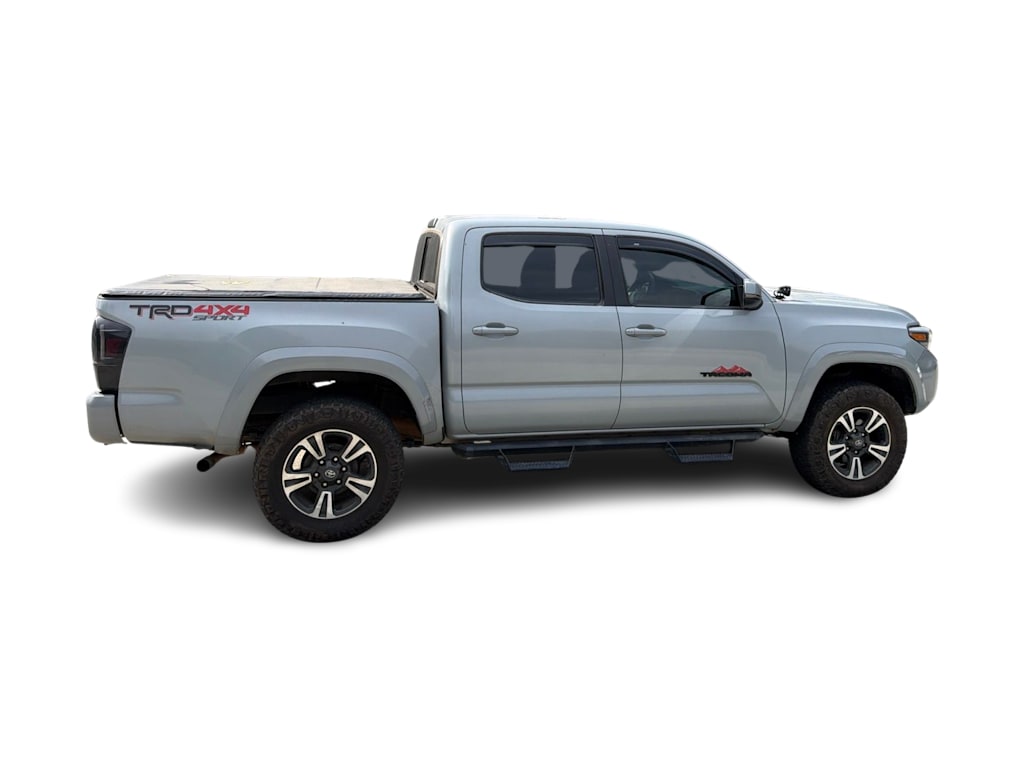 Thumbnail: 2018 Toyota Tacoma - 19