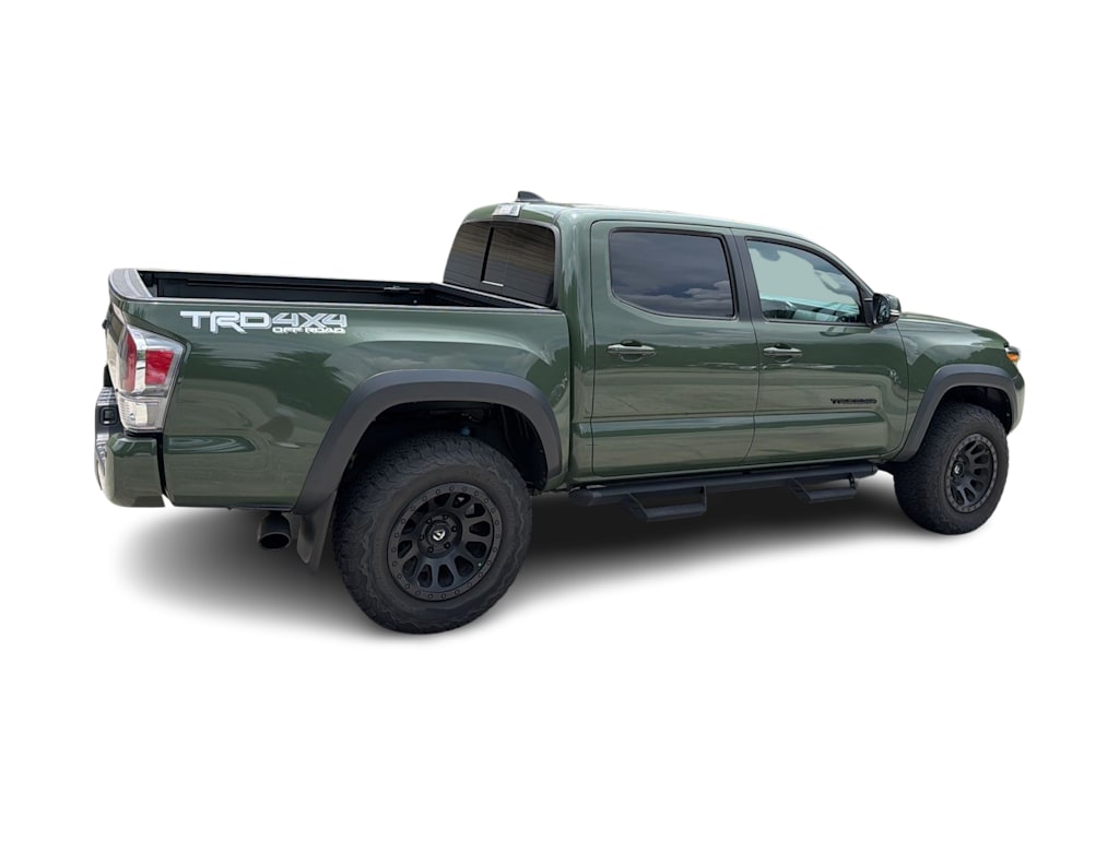 Thumbnail: 2021 Toyota Tacoma - 18