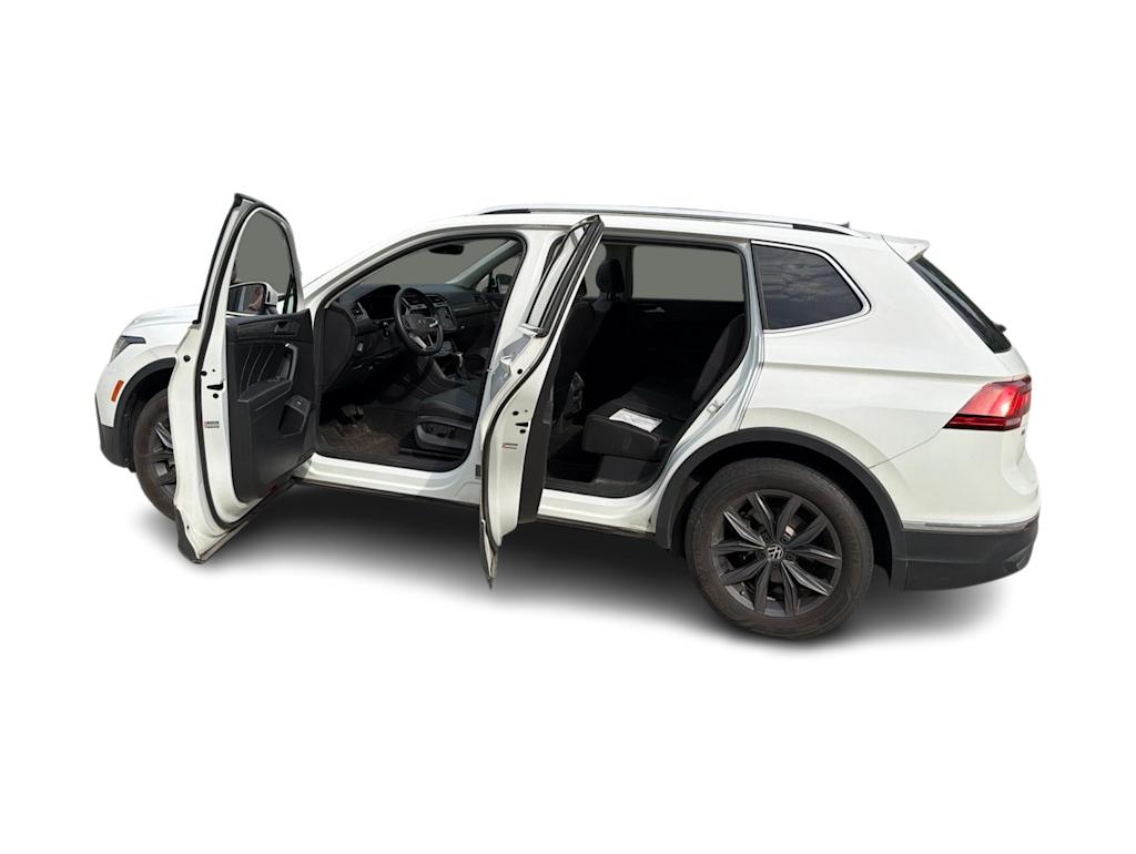 Thumbnail: 2022 Volkswagen Tiguan - 24