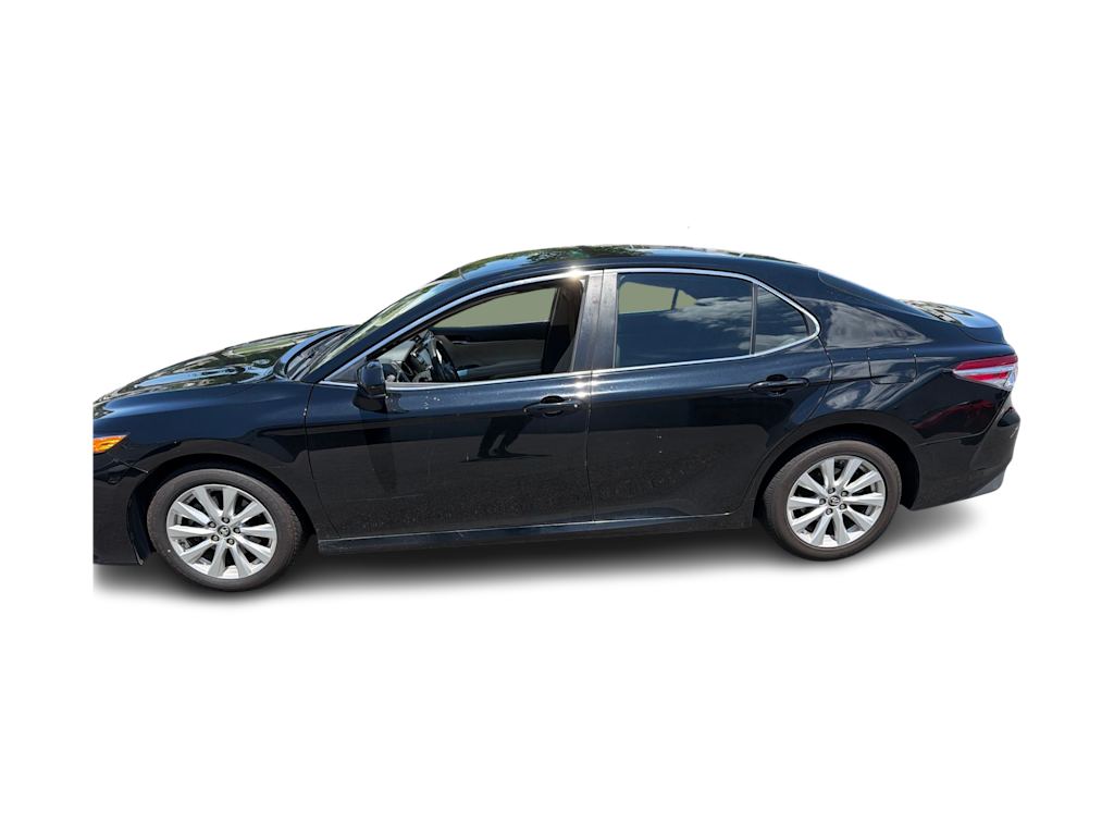 Thumbnail: 2018 Toyota Camry - 14