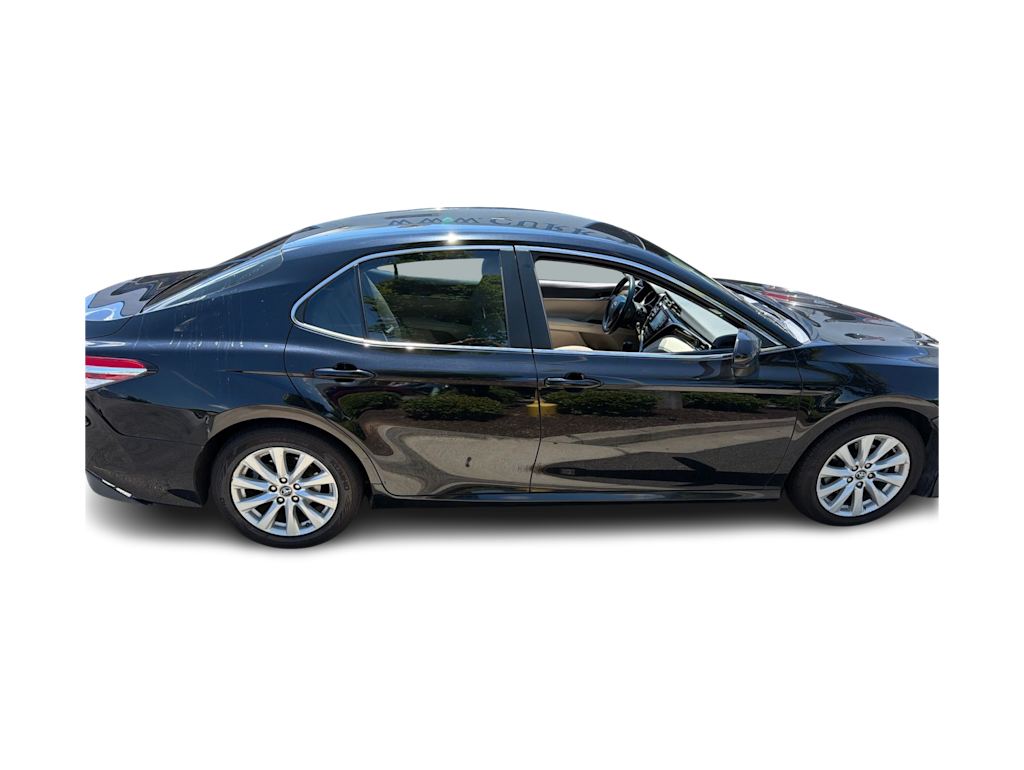 Thumbnail: 2018 Toyota Camry - 21