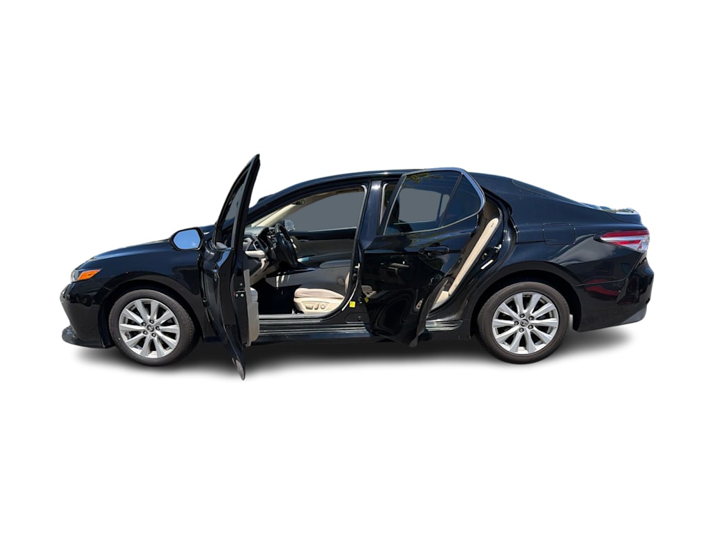 Thumbnail: 2018 Toyota Camry - 25