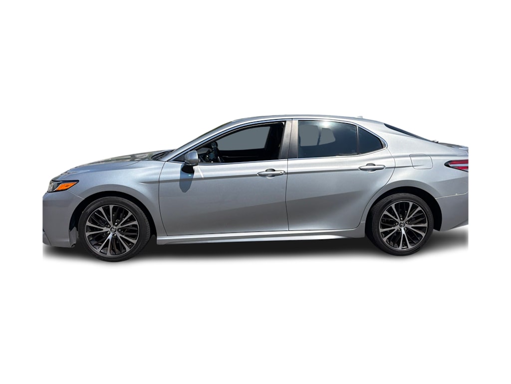 Thumbnail: 2019 Toyota Camry - 13