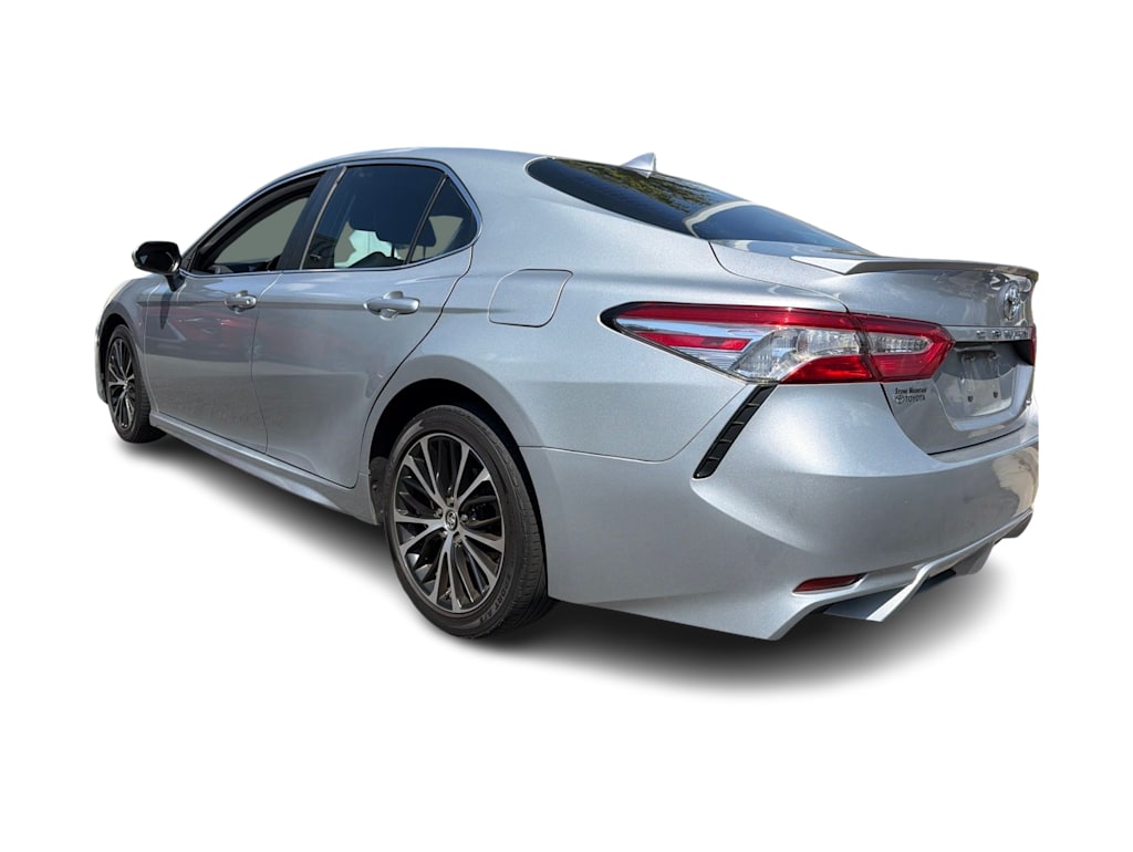 Thumbnail: 2019 Toyota Camry - 4