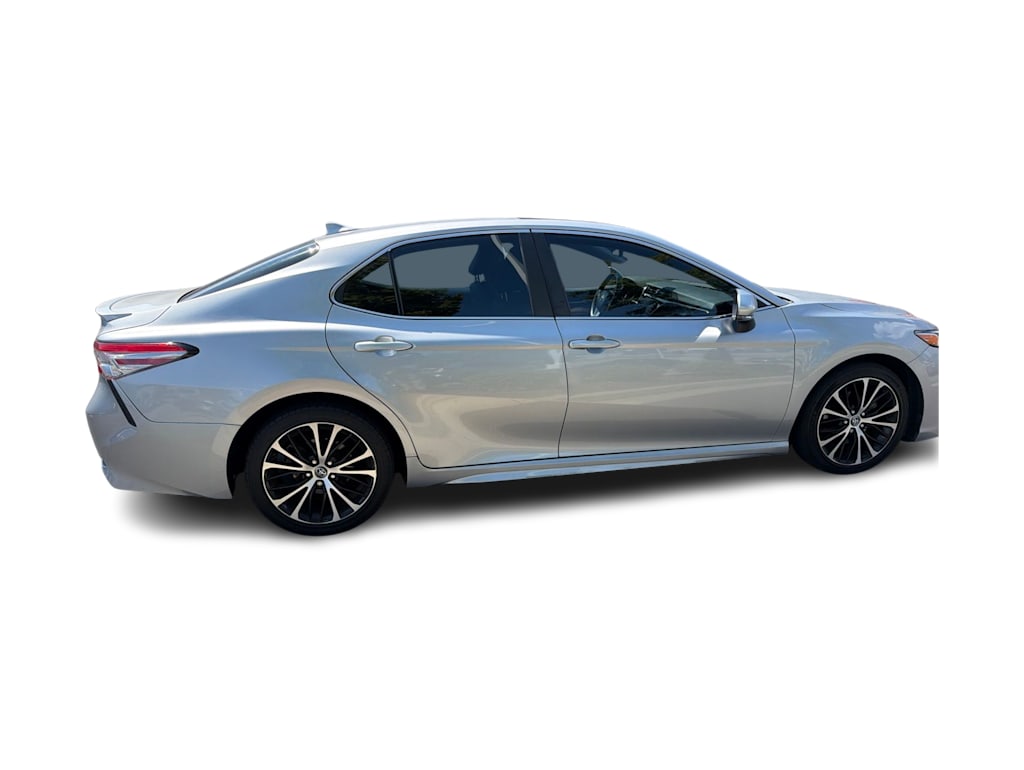 Thumbnail: 2019 Toyota Camry - 19