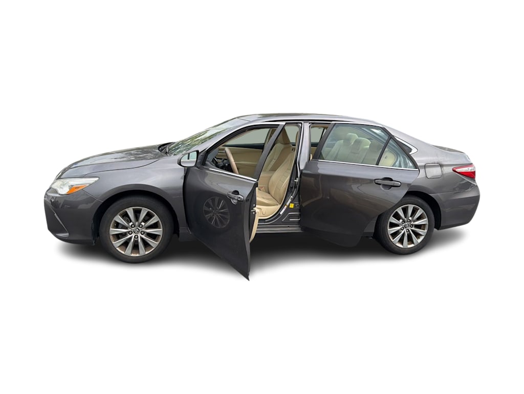 Thumbnail: 2015 Toyota Camry - 23
