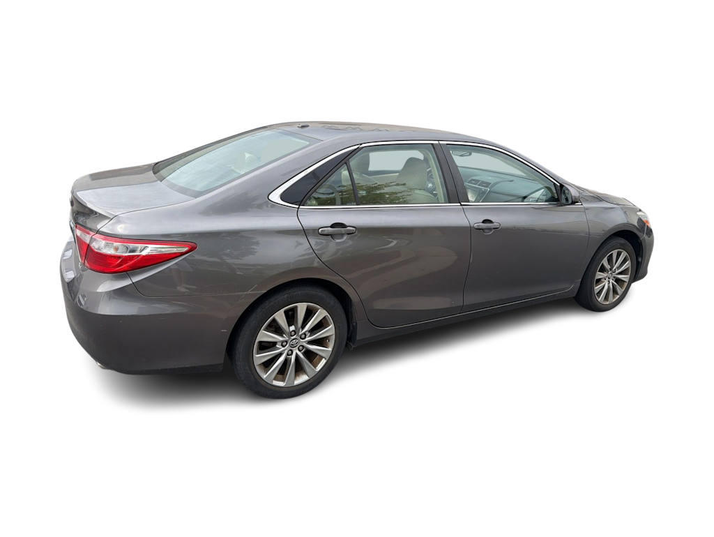 Thumbnail: 2015 Toyota Camry - 19