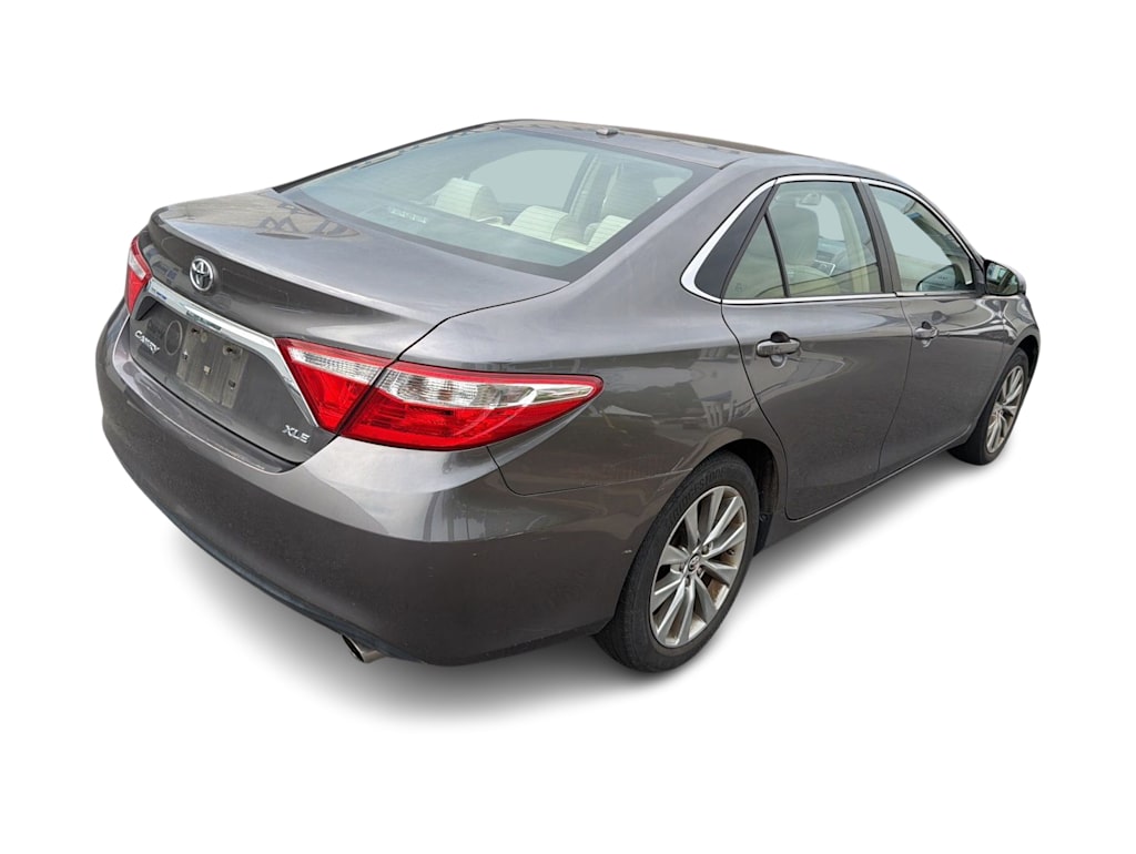 Thumbnail: 2015 Toyota Camry - 18