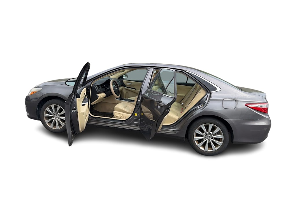 Thumbnail: 2015 Toyota Camry - 24