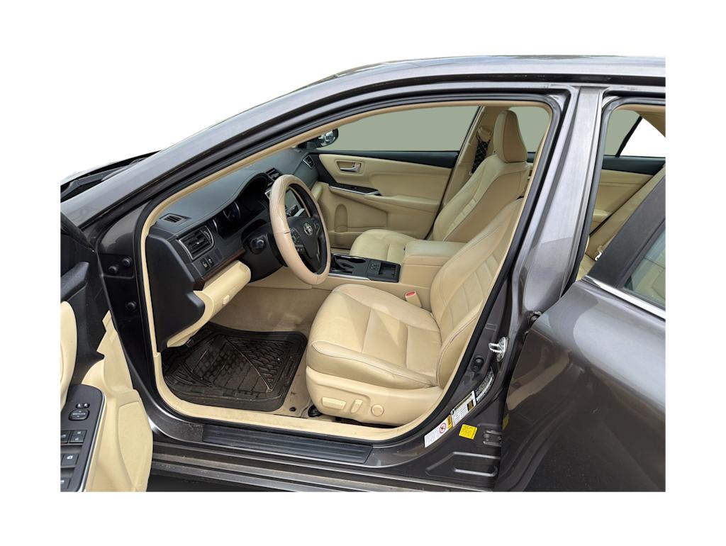 Thumbnail: 2015 Toyota Camry - 22