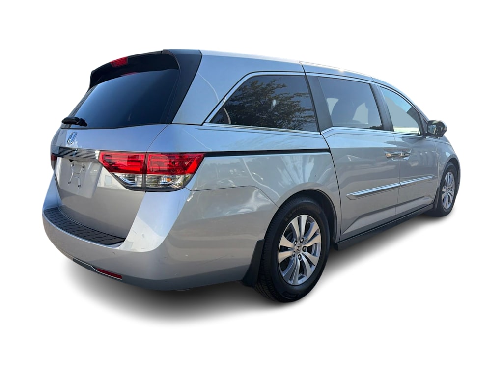 Thumbnail: 2015 Honda Odyssey - 16