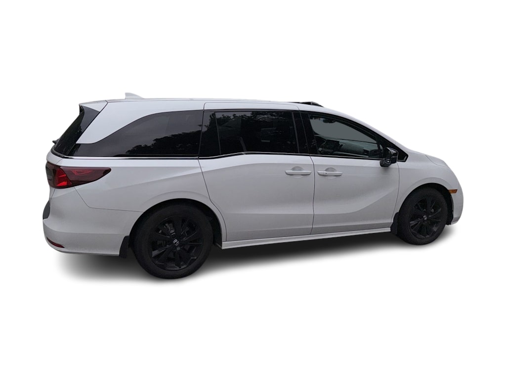 Thumbnail: 2023 Honda Odyssey - 16