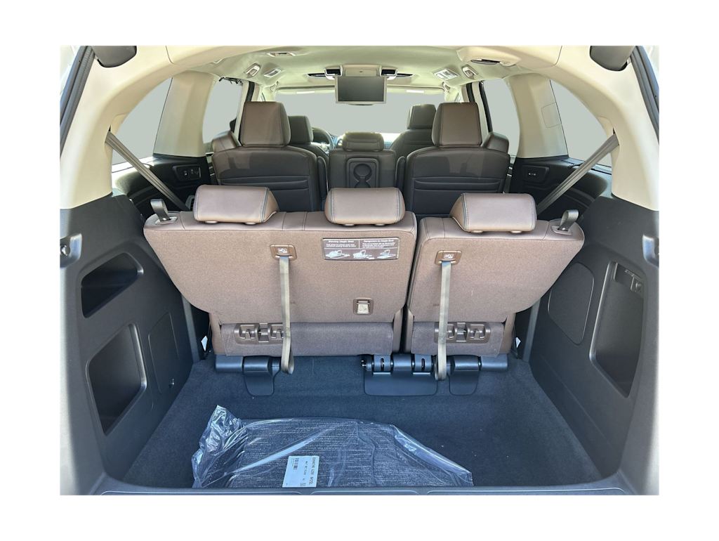 Thumbnail: 2026 Honda Odyssey - 13