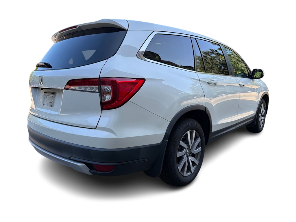 Thumbnail: 2019 Honda Pilot - 16