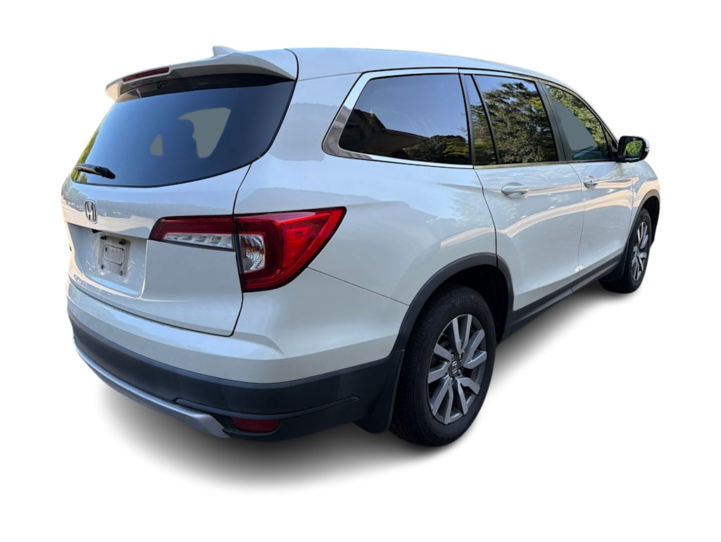 Thumbnail: 2019 Honda Pilot - 17