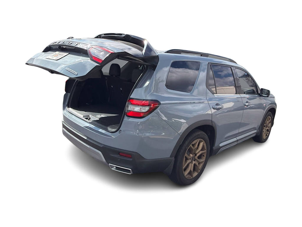 Thumbnail: 2024 Honda Pilot - 16