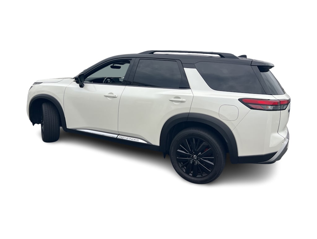 Thumbnail: 2023 Nissan Pathfinder - 13