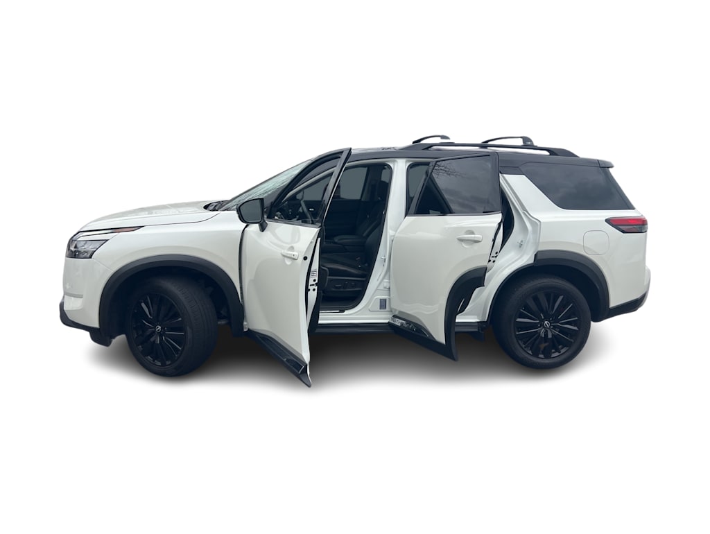 Thumbnail: 2023 Nissan Pathfinder - 20