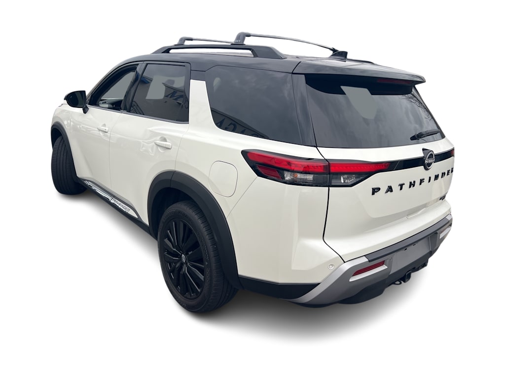 Thumbnail: 2023 Nissan Pathfinder - 4