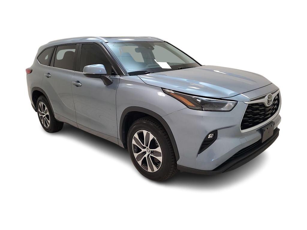 Thumbnail: 2023 Toyota Highlander - 28